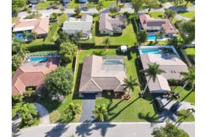 293 NW 91st Ave, Coral Springs, FL 33071 Sold 04/11/24