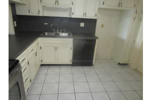 215 SE 3rd Ave 307B, Hallandale Beach, FL 33009 Sold 05/10/24