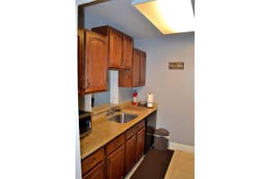 7960 NW 50th St 301, Lauderhill, FL 33351 Sold 04/02/24