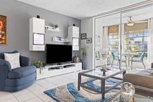 6700 Royal Palm Blvd 209, Margate, FL 33063 Sold 06/06/24