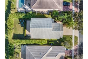 7673 NW 70th Ave, Parkland, FL 33067 Sold 04/04/24