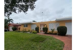 5861 NE 14th Way, Fort Lauderdale, FL 33334 Sold 04/08/24