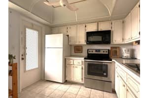 1400 NW 43rd Terrace 105, Lauderhill, FL 33313 Sold 05/29/24
