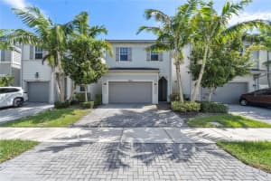4734 NW 48th Ter, Tamarac, FL 33319 Sold 04/25/24