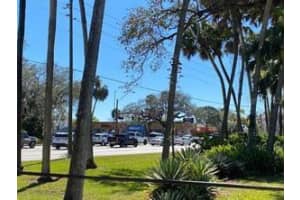 2002 S Parrott Ave., Okeechobee, FL 34974 Sold 10/23/25