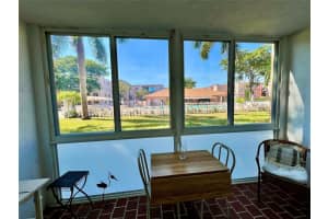 2811 Somerset Dr 102, Lauderdale Lakes, FL 33311 Sold 04/25/24