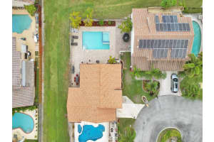 2905 Albatross Dr, Hollywood, FL 33026 Sold 04/05/24