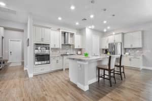 11765 Bayview Cir, Parkland, FL 33076 Sold 04/02/24