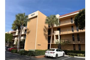 6206 Coral Lake Dr 106, Margate, FL 33063 Sold 05/10/24