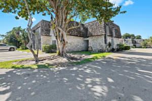 3111 Oakland Shores Dr. F-210, Oakland Park, FL 33309 Sold 05/24/24