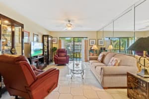 3111 Oakland Shores Dr. F-210, Oakland Park, FL 33309 Sold 05/24/24