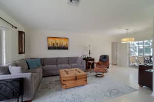 1040 NW 6th Ter, Boca Raton, FL 33486 Sold 04/25/24