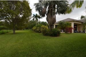 13261 SW 44th St, Davie, FL 33330 Sold 05/07/24