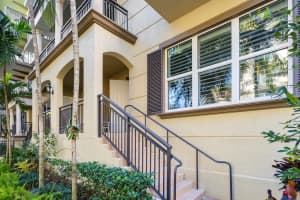 2625 NE 14th Ave 101, Wilton Manors, FL 33334 Sold 06/18/24