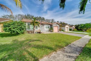 9353 NW 53rd Ct, Sunrise, FL 33351 Sold 03/12/24