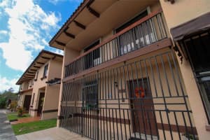 1790 SW 122nd Pl 104-X, Miami, FL 33175 Sold 04/26/24