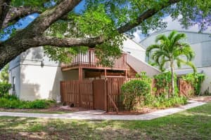 15 Crossings Cir F, Boynton Beach, FL 33435 Sold 08/02/24