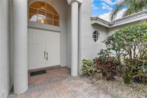 11040 Malaysia Cir, Boynton Beach, FL 33437 Sold 04/18/24