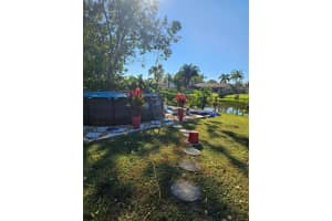 110 Martin Cir, Royal Palm Beach, FL 33411 Sold 06/14/24