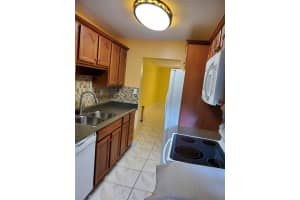 3321 NW 47th Ter 219, Lauderdale Lakes, FL 33319 Sold 05/10/24