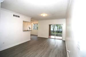 11601 SW 2nd St, Pembroke Pines, FL 33025, Sold 04/19/24