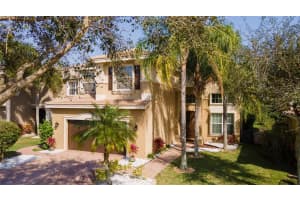8123 Emerald Winds Cir, Boynton Beach, FL 33473 Sold 08/16/24