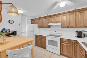 6618 Coral Lake Dr 206, Margate, FL 33063 Sold 04/29/24