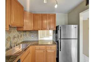 7847 Golf Cir Dr 105, Margate, FL 33063 Sold 04/01/24