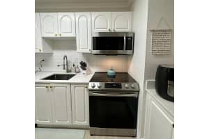 10795 108th Avenue, Miami, FL 33176 - MLS#F10422756