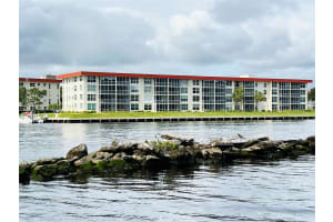 3100 Ne 48th Ct 415, Lighthouse Point