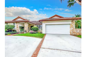 9750 NW 11th St, Plantation, FL 33322, Sold 03/15/24