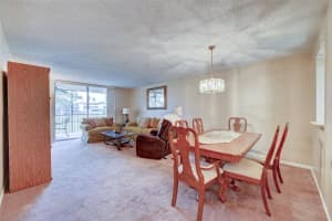 7320 Lake Circle Dr 207, Margate, FL 33063 Sold 04/05/24