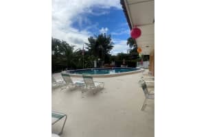 351 NE 19th Pl 110K, Wilton Manors, FL 33305 Sold 03/28/24