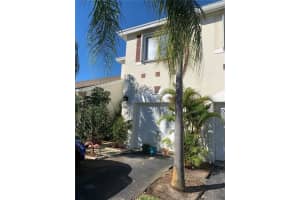 739 NW 42nd Pl 739, Deerfield Beach, FL 33064 Sold 04/15/24