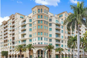 99 SE Mizner Blvd APT 637, Boca Raton, FL 33432, Sold 07/11/24