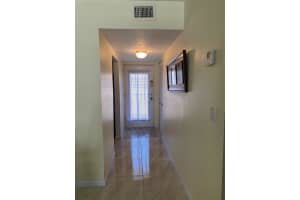 2821 Somerset Dr 403, Lauderdale Lakes, FL 33311 Sold 04/15/24