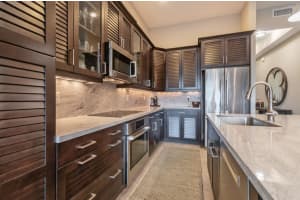 4511 El Mar Dr 403, Lauderdale By The Sea, FL 33308 Sold 07/22/24