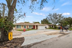 12471 SW 10th Ct, Davie, FL 33325 Sold 04/05/24