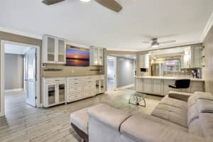 630 Tennis Club Dr 108, Fort Lauderdale, FL 33311 Sold 05/09/24