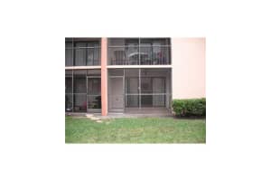 231 Lakeview Dr 102, Weston, FL 33326 Sold 12/26/24