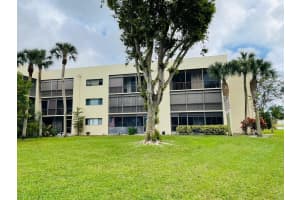 5160 Las Verdes Cir 313, Delray Beach, FL 33484 Sold 06/18/24