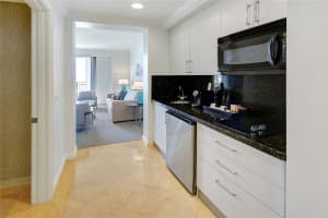601 N Fort Lauderdale Beach Blvd 916, Fort Lauderdale, FL 33304 Sold 02/29/24