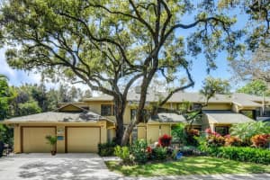 5242 SE Schooner Oaks Way 5242, Stuart, FL 34997 Sold 10/08/24