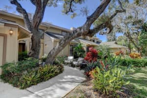 5242 SE Schooner Oaks Way 5242, Stuart, FL 34997 Sold 10/08/24