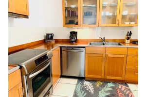 200 178th Dr 703, Sunny Isles Beach, FL 33160 Sold 12/20/24