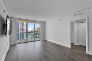 350 SE 2nd St 2450, Fort Lauderdale, FL 33301 Sold 07/19/24