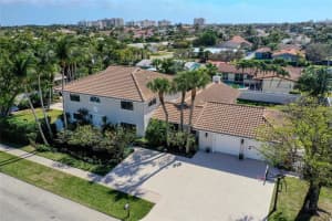 2810 NE 46th St, Lighthouse Point, FL 33064 Sold 08/23/24