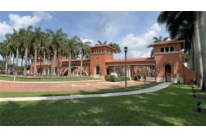 8808 Via Prestigio, Wellington, FL 33411 Sold 04/30/24
