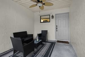 2177 Nova Village Dr, Davie, FL 33317 Sold 05/09/24