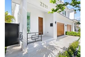 2211 NE 33rd Ave, Fort Lauderdale, FL 33305 Sold 03/22/24